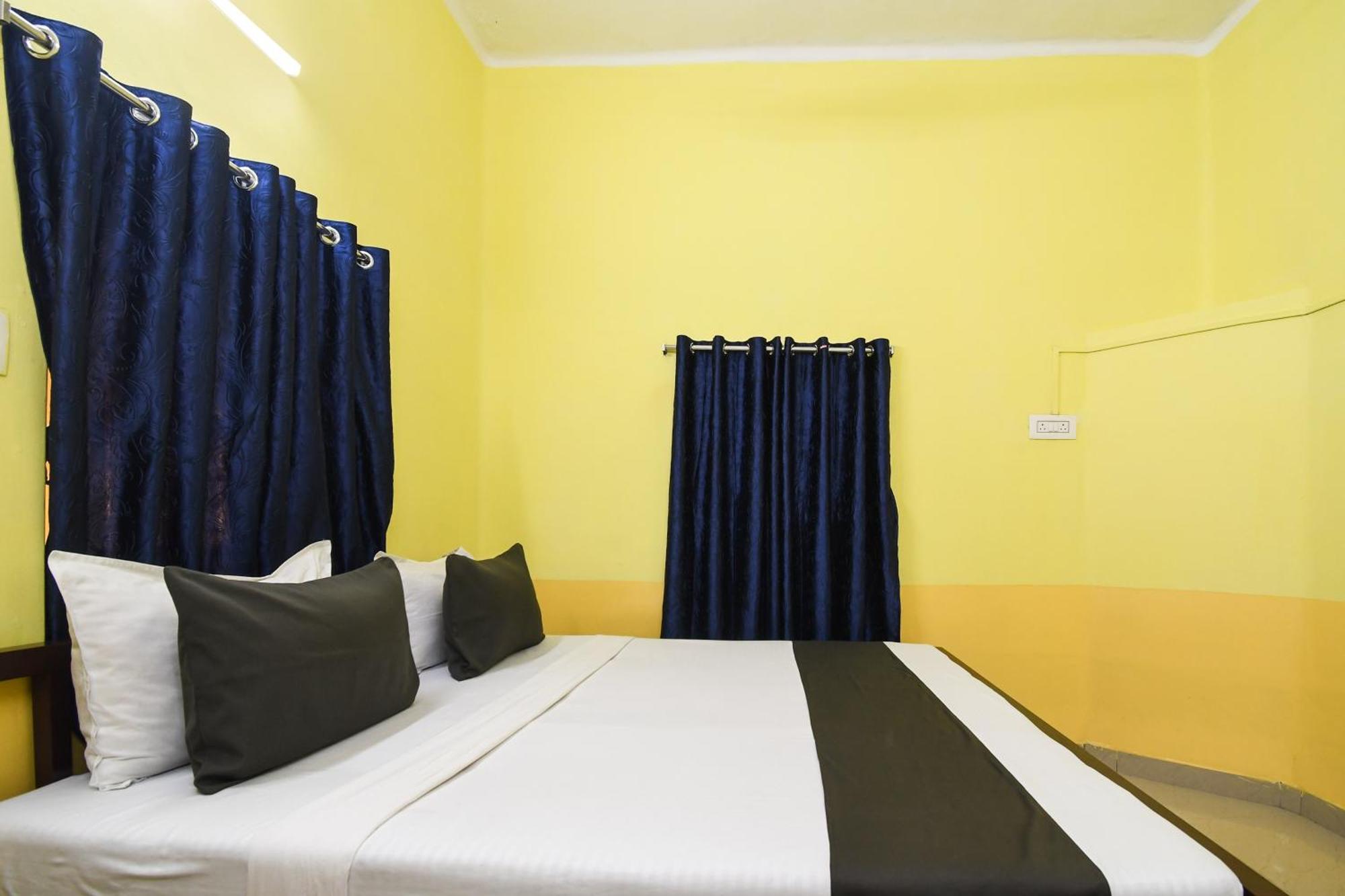 כלכותה Oyo Heritage Inn Guest House מראה חיצוני תמונה
