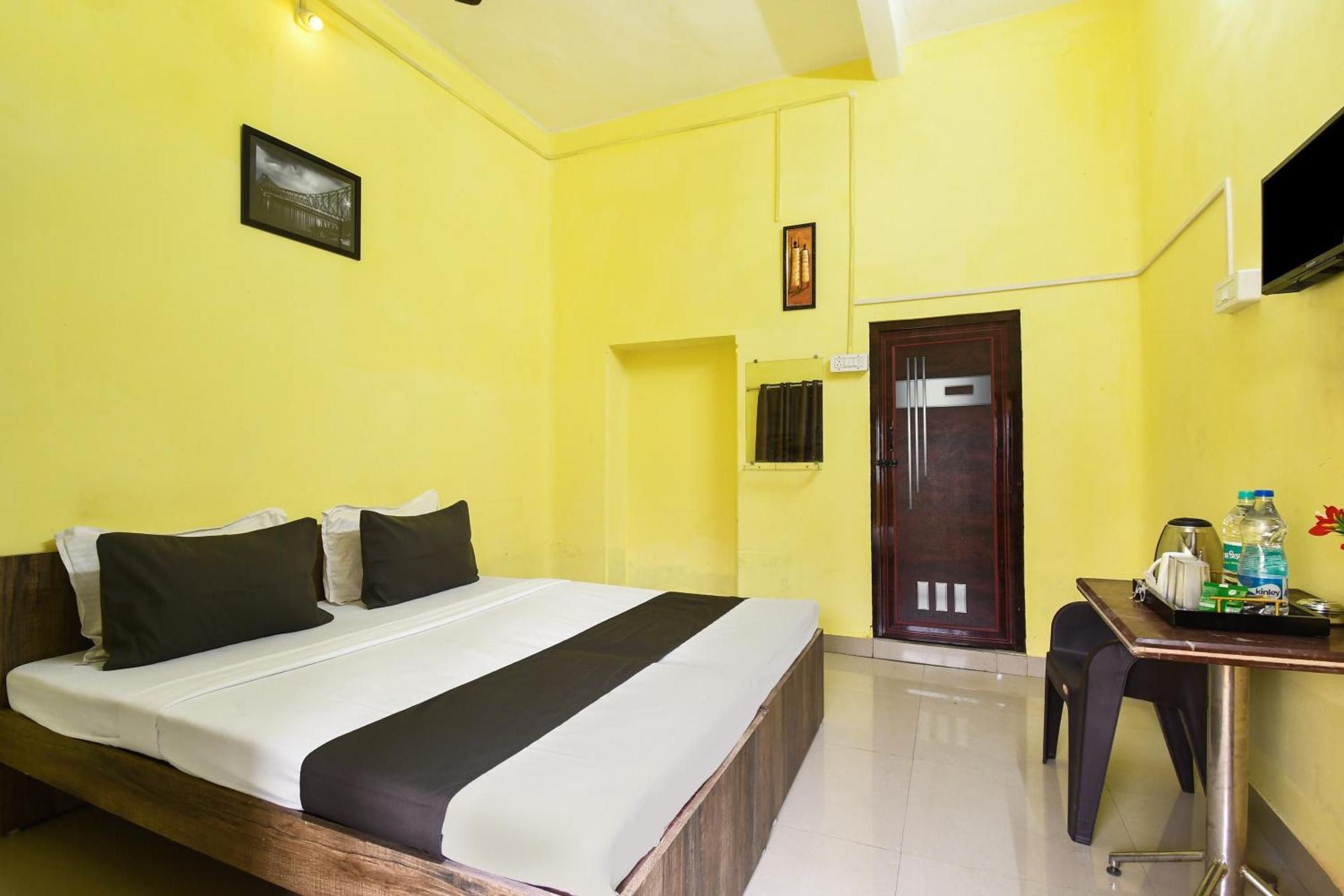 כלכותה Oyo Heritage Inn Guest House מראה חיצוני תמונה