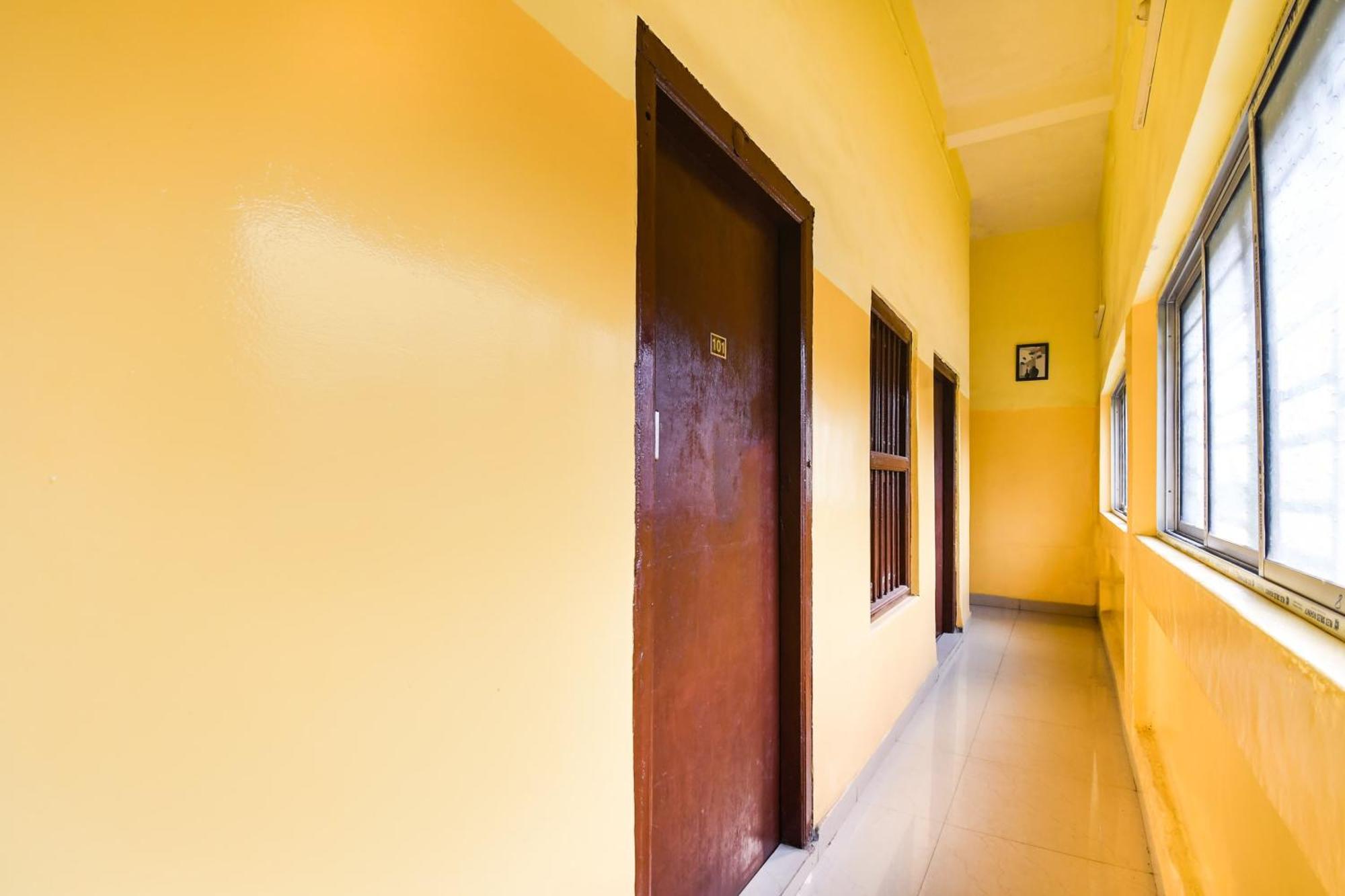 כלכותה Oyo Heritage Inn Guest House מראה חיצוני תמונה